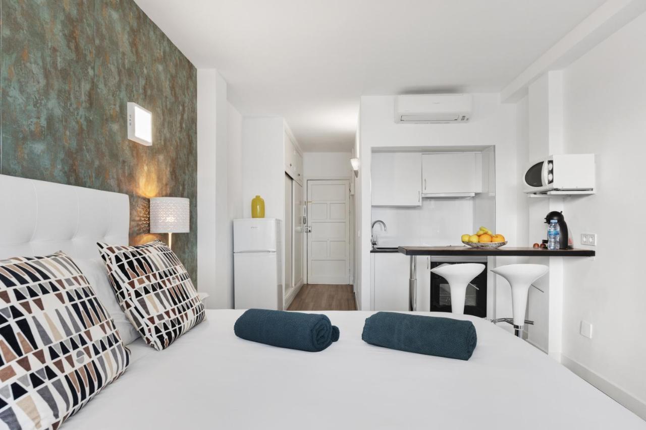 Estudios Bahia Apartment